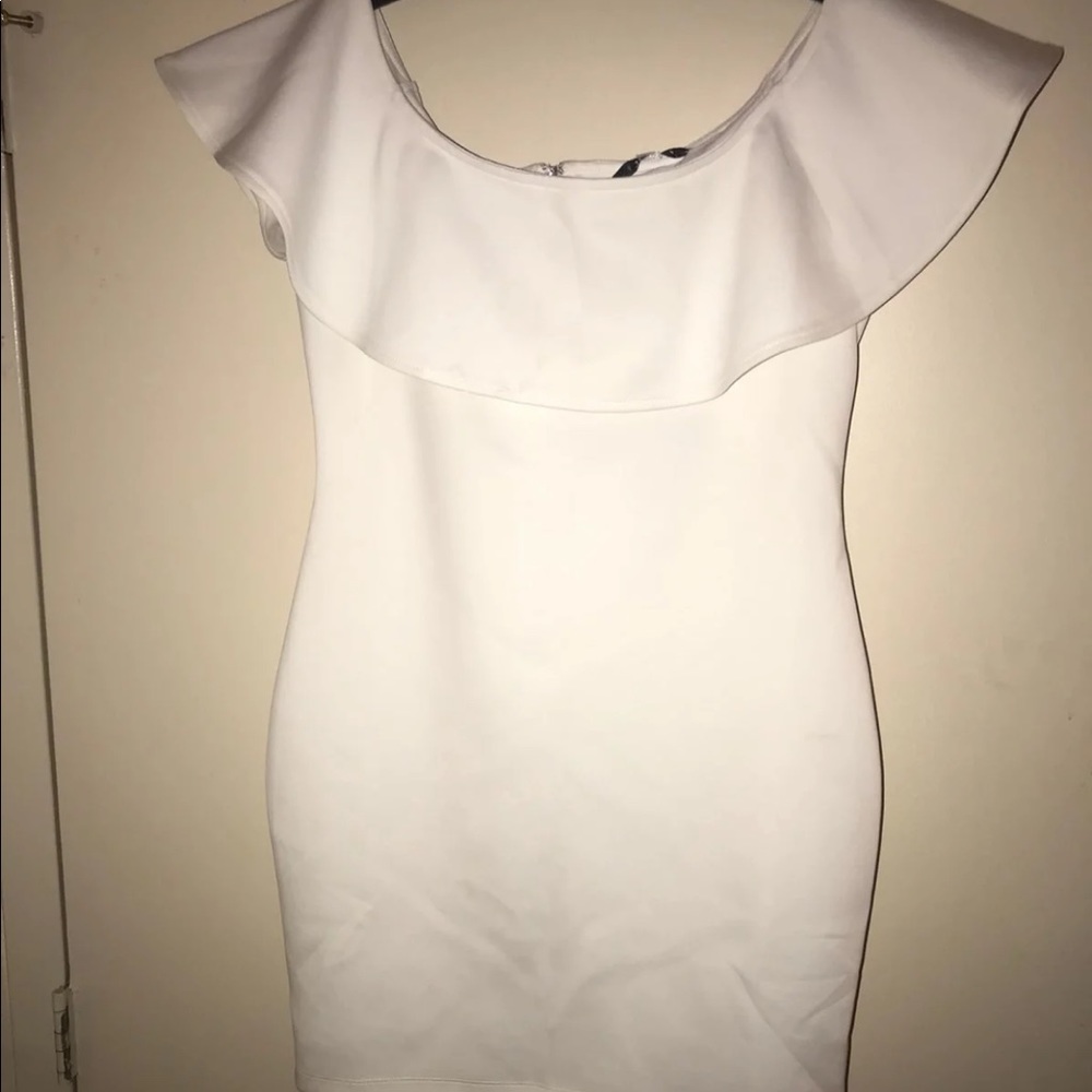 Guess white dress never worn